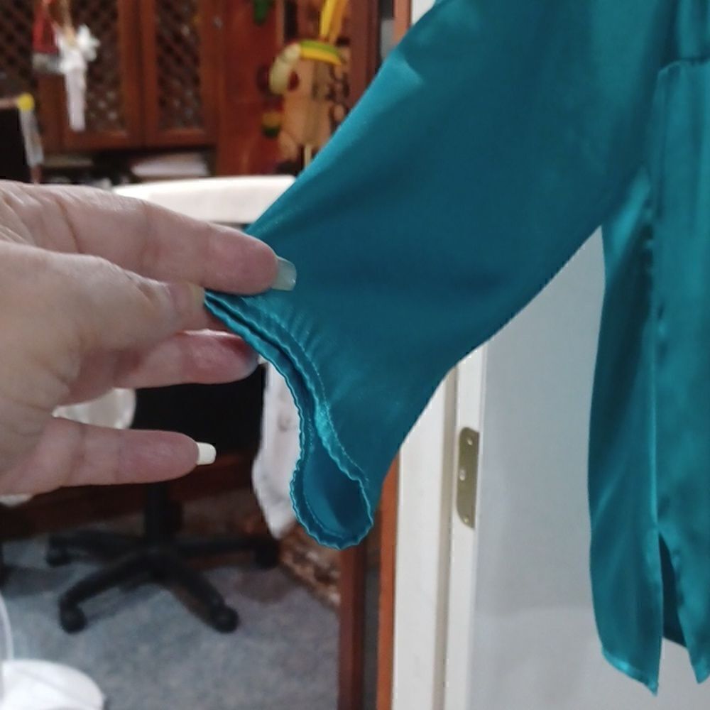 J.L. Studio Aqua Top - Picture 4 of 5